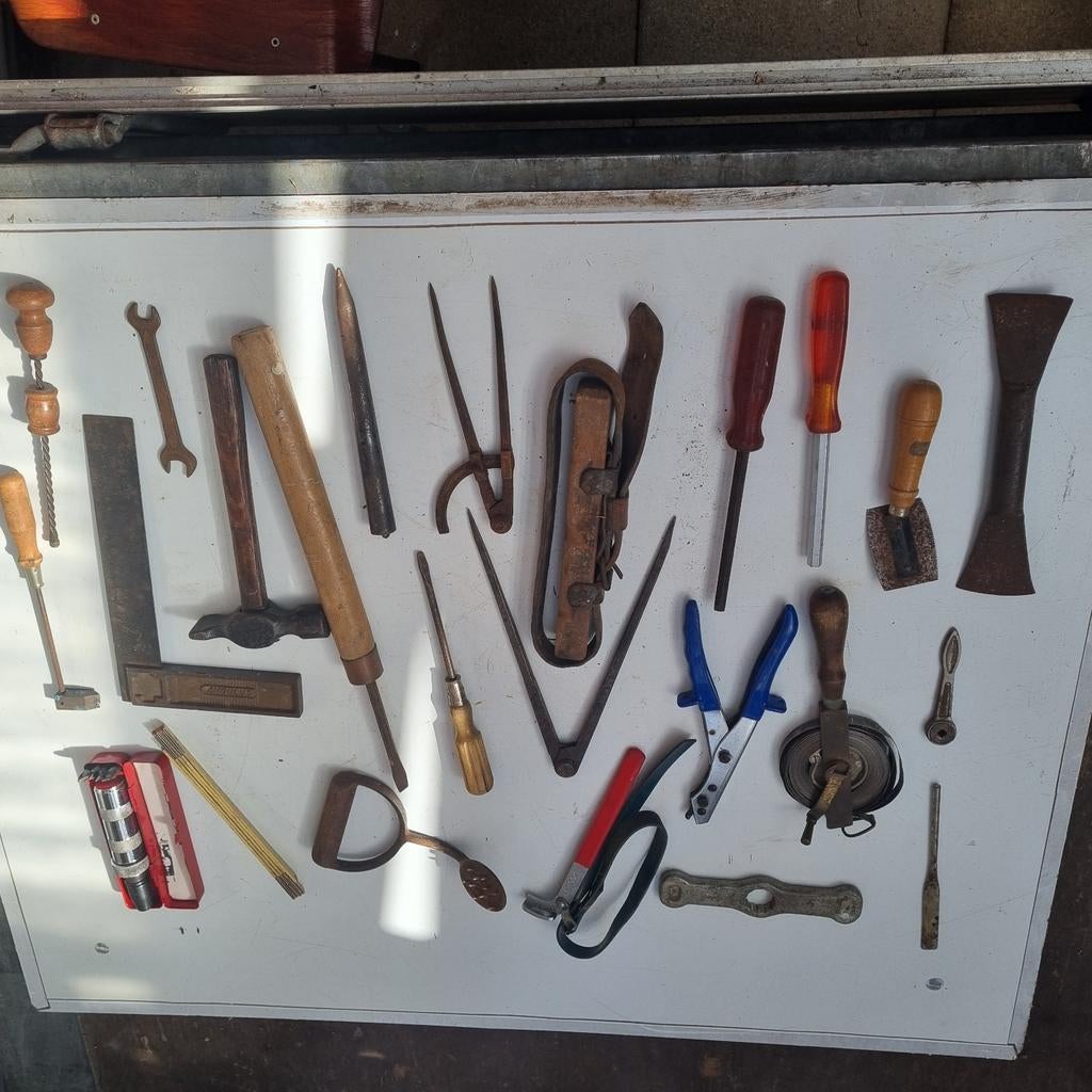 Partij oude en professionele gereedschappen oa auto, Ophalen, Nieuw