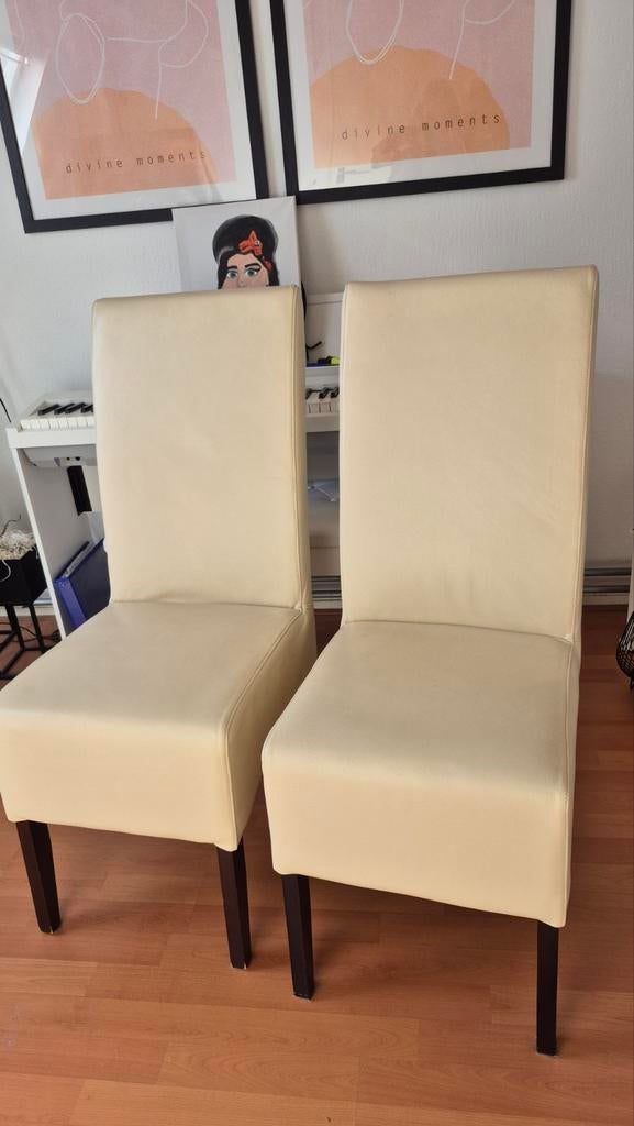 Leren stoelen GRATIS, Huis en Inrichting, Stoelen, Ophalen of Verzenden, Twee