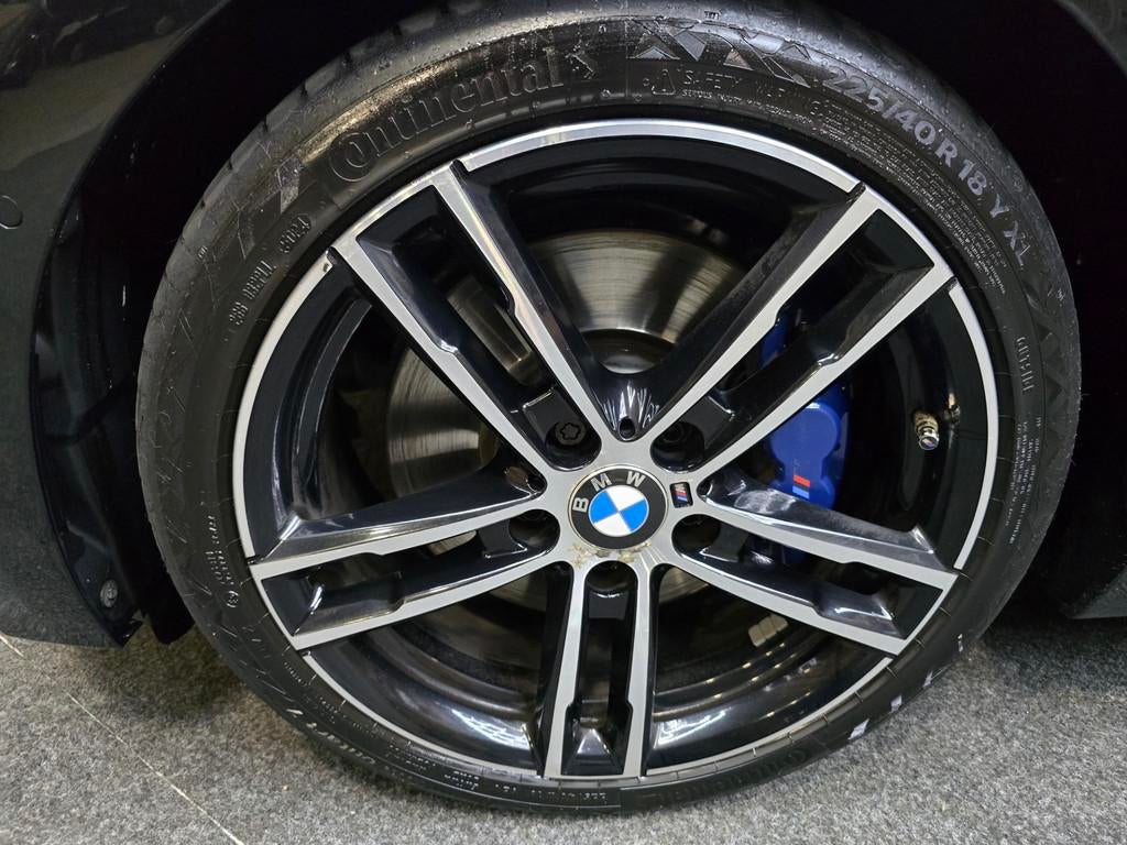 BMW 2-serie Coupé 220i High Executive M Performance Sport L, Auto's, BMW, Automaat, 1998 cc, Gebruikt, 4 cilinders