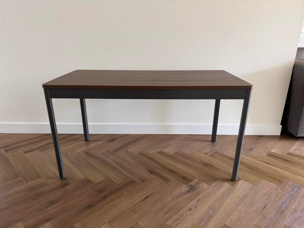 IKEA Idasen bureau / tafel bruin, Huis en Inrichting, Bureaus, Ophalen, Overige typen, Gebruikt, Spaanplaat of MDF