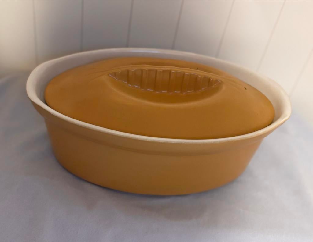 Vintage Ovenschaal met Deksel - Okergeel Keramiek, Ophalen of Verzenden