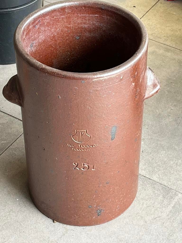 Antieke zuurkoolpot volkomen gaaf. H 50 cm en B 30 cm, Ophalen