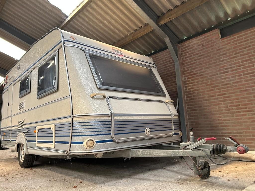 T.E.C. Travel King Saphir 430 | Luxe | Lichtgewicht 900kg, T.E.C., 75 kg, Omvormbare zithoek, Treinzit