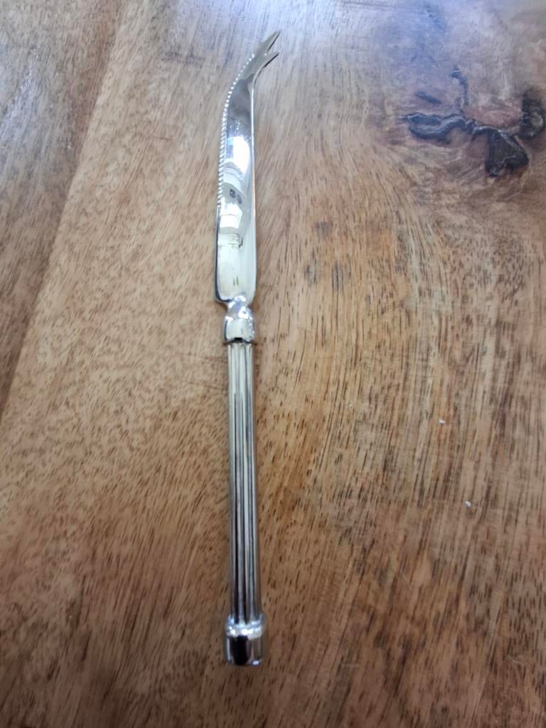 Verzilverd Boter/kaasmes, Ophalen