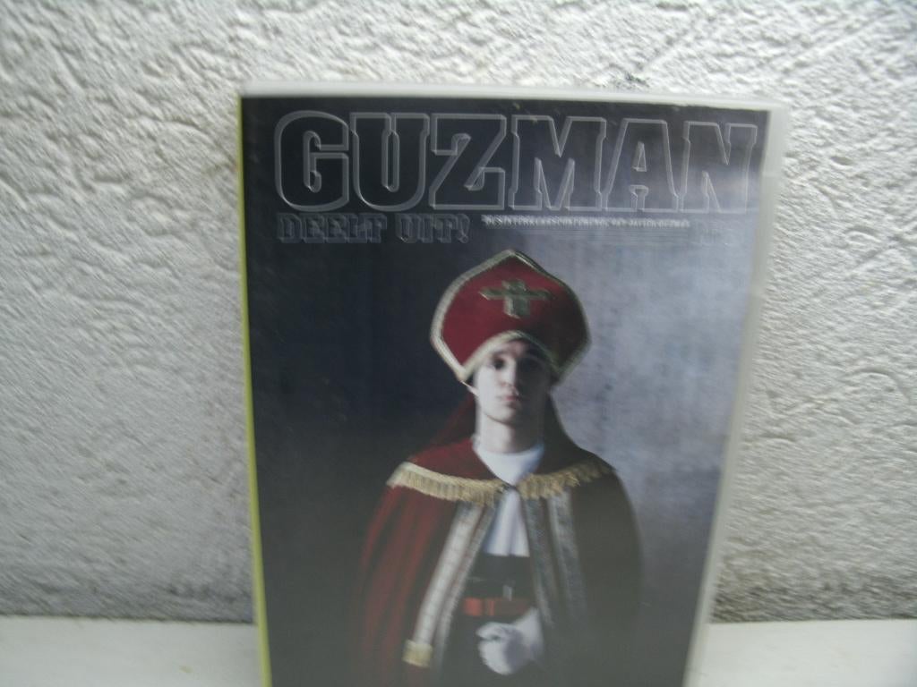 dvd 48b guzmen deelt uit, Alle leeftijden, Ophalen of Verzenden, Zo goed als nieuw, Stand-up of Theatershow