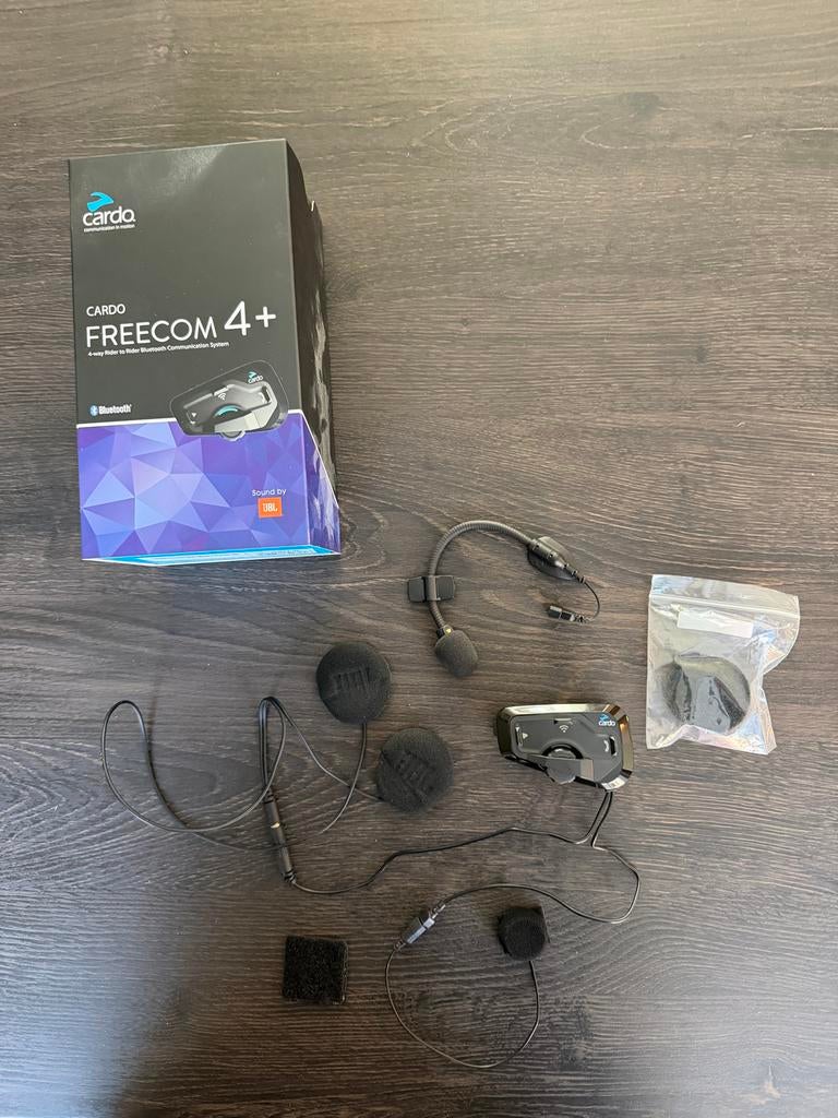 Cardo Freecom 4+ communicatiesysteem, Motoren, Ophalen of Verzenden, Zo goed als nieuw