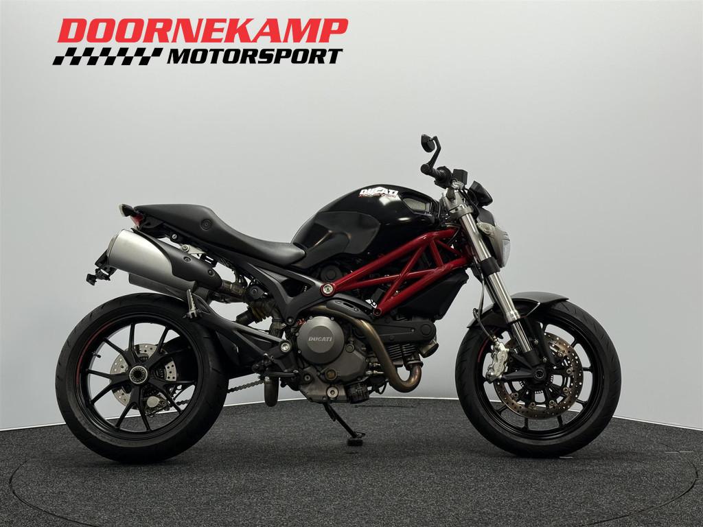 Ducati MONSTER 796 ABS (bj 2011)