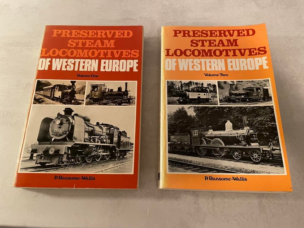 Preserved steamlocomotives of western Europe 1 en 2, Ophalen of Verzenden, Zo goed als nieuw, Trein