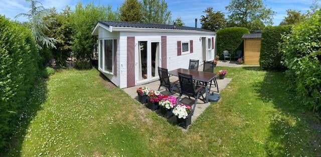 Texel vakantiepark de Krim ,fijn chalet,max 4 pers,honden in, 2 slaapkamers, Tv, Waddeneilanden, Recreatiepark