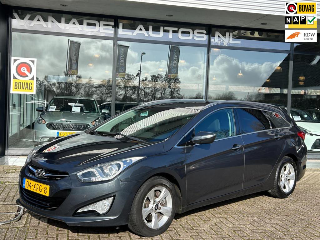 Hyundai I40 Wagon 1.6 GDI Blue Business Edition Navi Camera, Voorwielaandrijving, Euro 5, Gebruikt, 4 cilinders