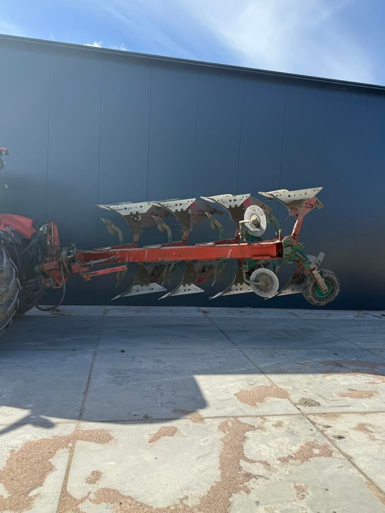 Wentelploeg Kverneland 4 schaar wentel, Zakelijke goederen, Agrarisch | Werktuigen, Ophalen, M, M, Grondbewerking