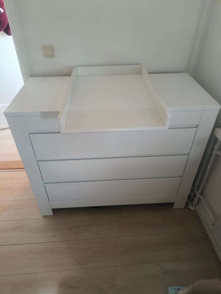 Witte commode met 3 lades en opzetstuk, Kinderen en Baby's, Kinderkamer | Commodes en Kasten, Ophalen, Gebruikt, 50 tot 70 cm