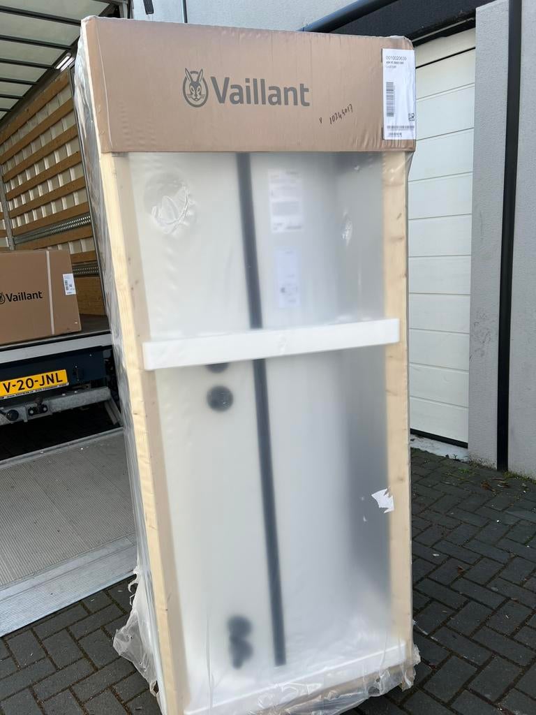 Vaillant unistore VIHR 300LT buffer hygiëne boiler, Doe-het-zelf en Verbouw, Ophalen, Hoog rendement (Hr), Overige typen, Nieuw