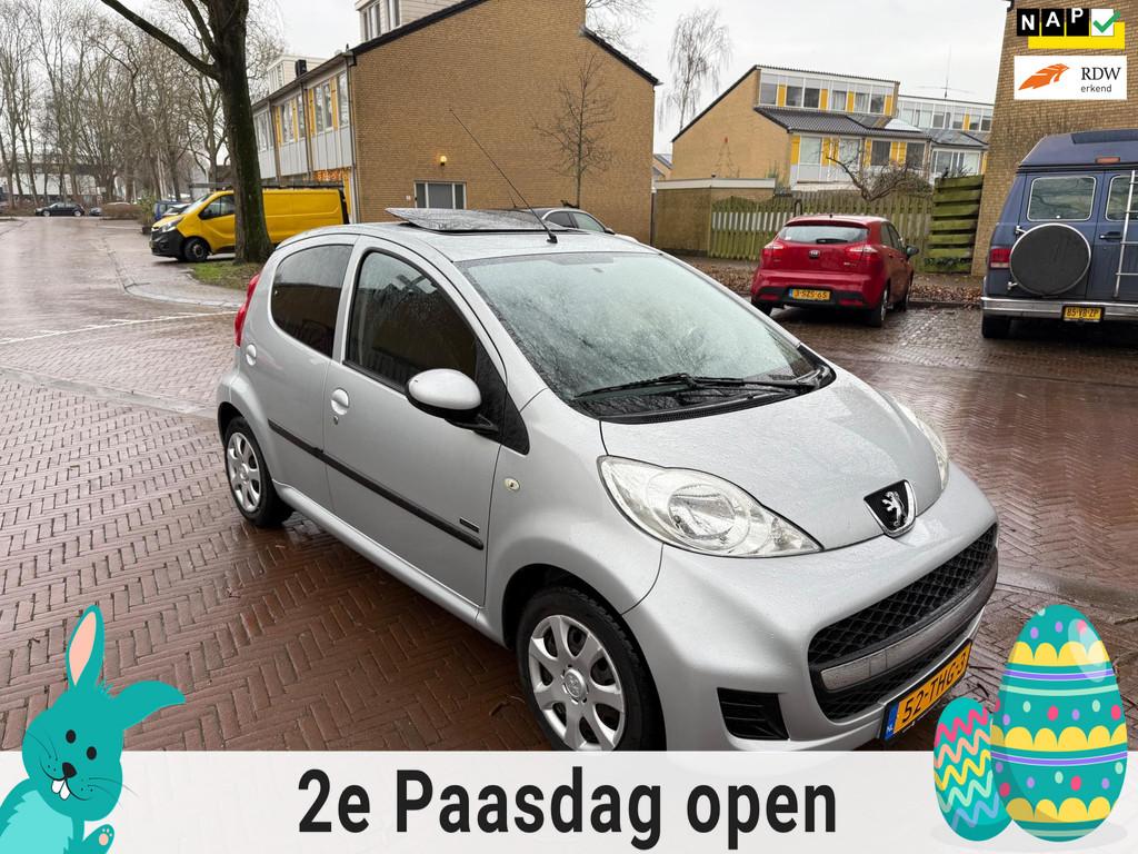 Peugeot 107 Airco / 52.000 NAP / Open dak / Leuke auto, Voorwielaandrijving, Metallic lak, Gebruikt, 4 stoelen