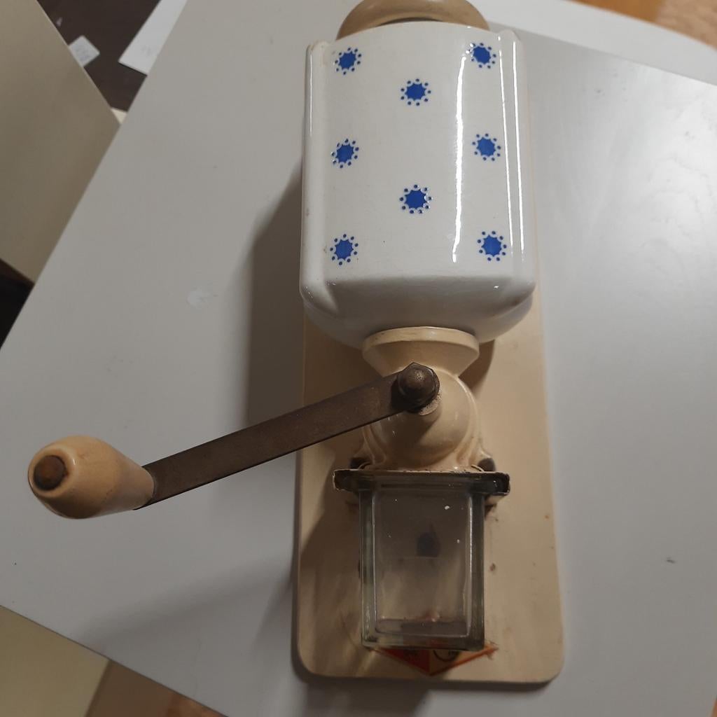 Vintage KYM wandkoffiemolen met blauwe stippen, Ophalen of Verzenden