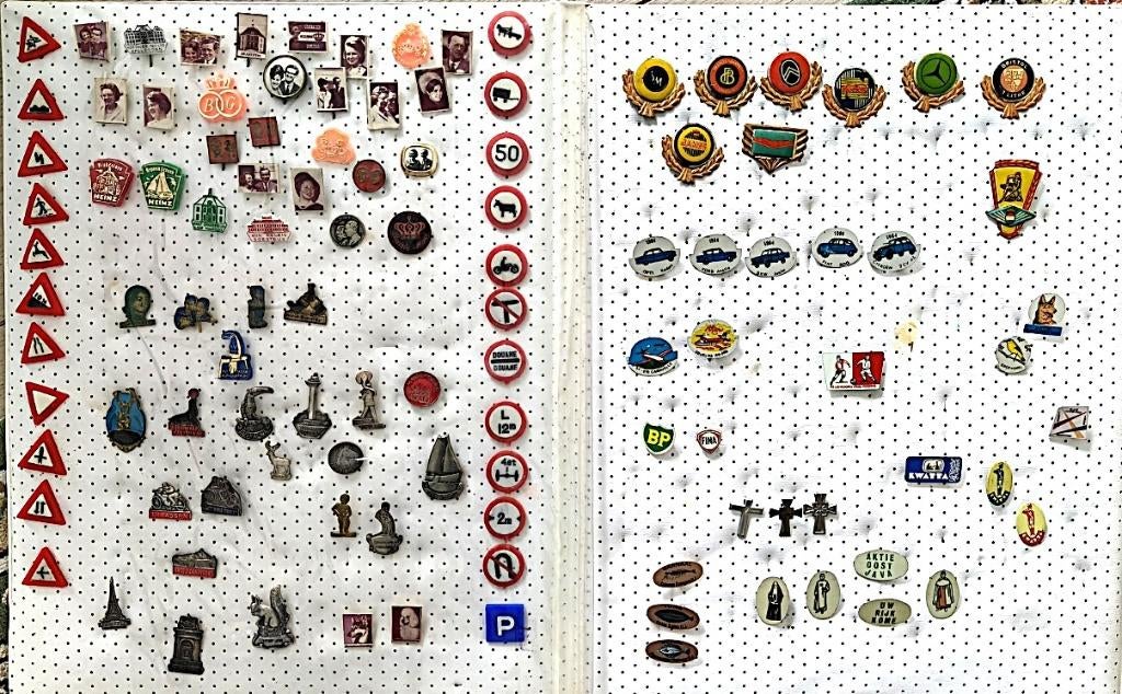 Speldjes album met thema speldjes jaren 60, Verzenden, Gebruikt, Overige onderwerpen