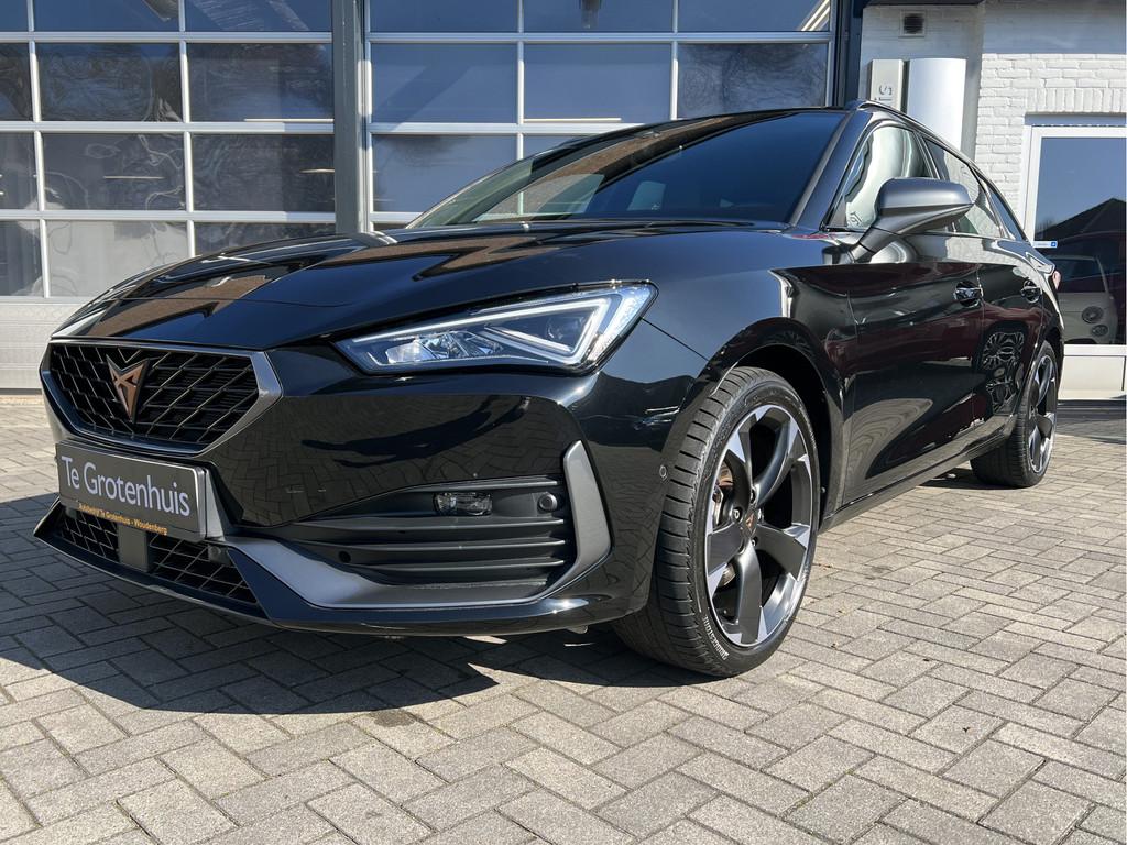 CUPRA Leon Sportstourer 1.5 eTSI Business Edition Plus Schui, Stof, Zwart, 4 cilinders, 150 pk