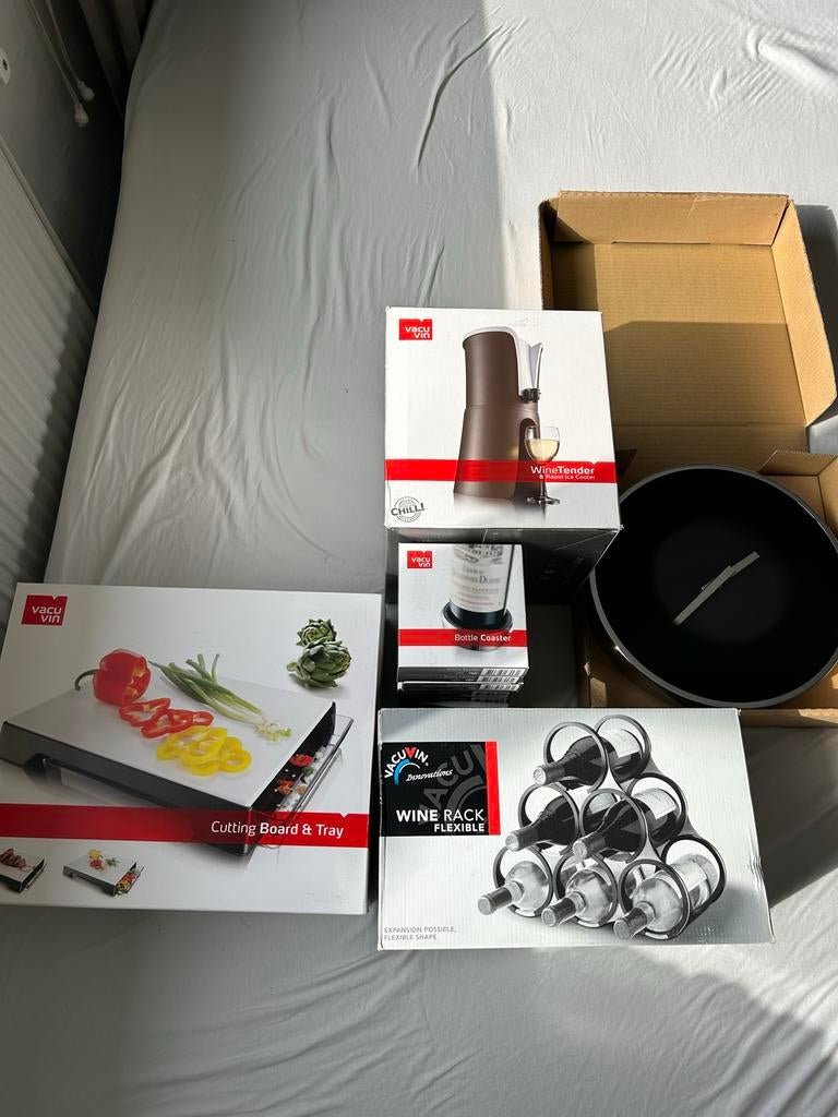 Vacu Vin Keuken- en Wijnpakket: Snijplank, Wijnkoeler, Rek, Ophalen of Verzenden, Nieuw