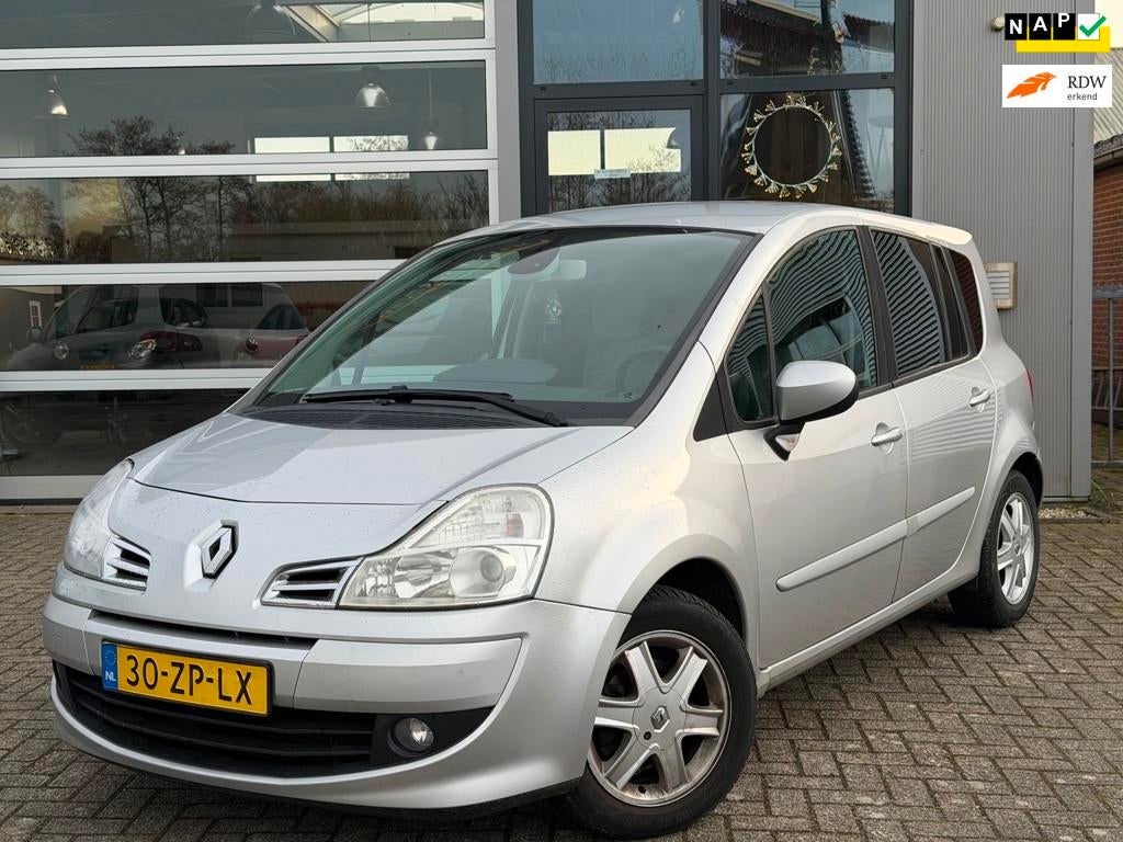 Renault Grand Modus 1.2 TCE Airco, Voorwielaandrijving, 101 pk, Gebruikt, 4 cilinders