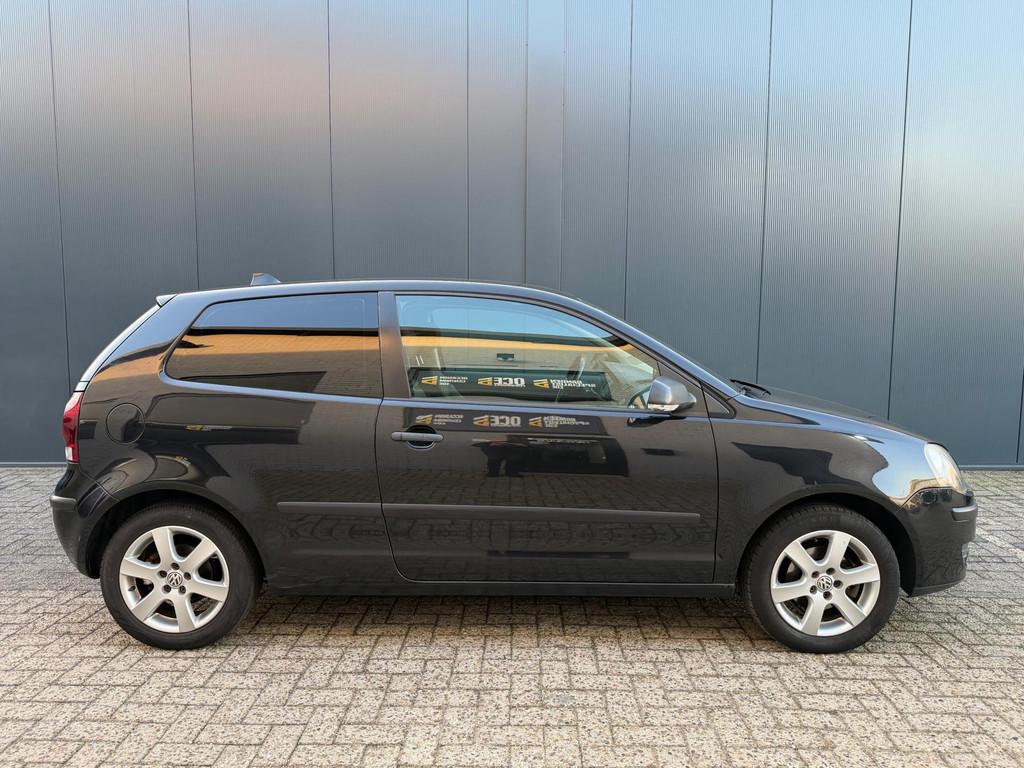 Volkswagen Polo 1.6-16V APK NW|Airco|StoelVW|Cruise Control!, Voorwielaandrijving, Gebruikt, 4 cilinders, Navigatiesysteem