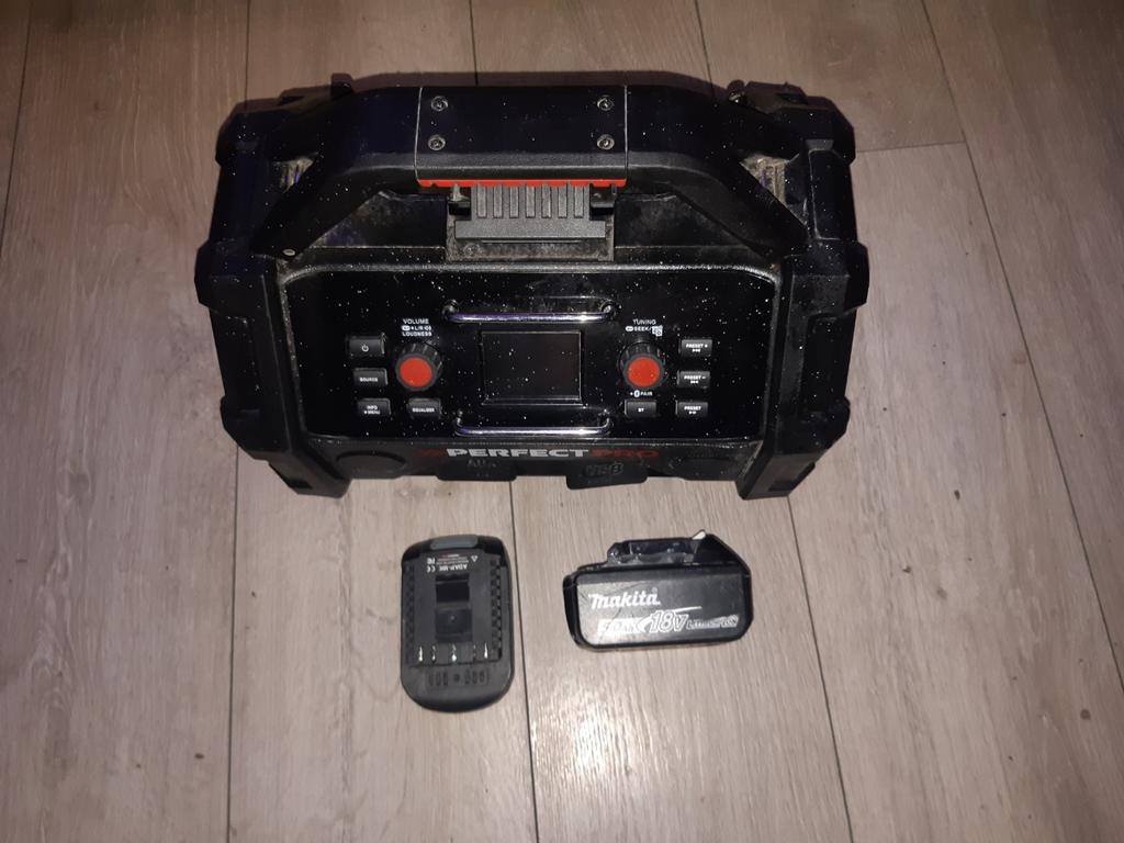 Bouw radio perfect pro, Ophalen of Verzenden, Zo goed als nieuw