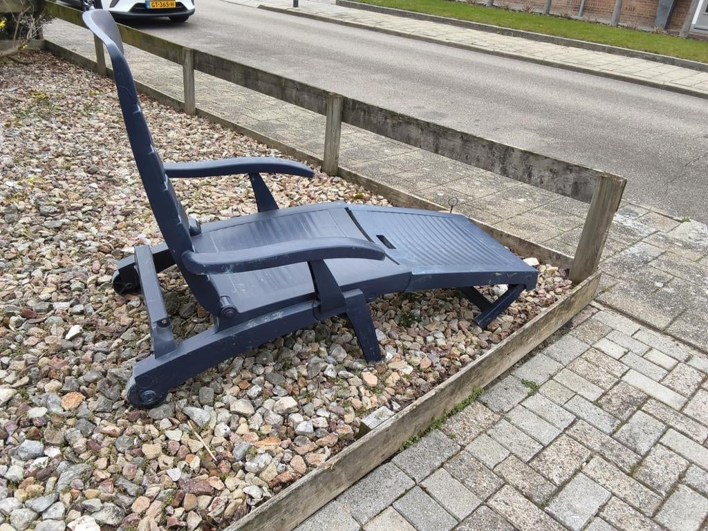 Ligbed / tuinstoel, Ophalen, Gebruikt, Kunststof