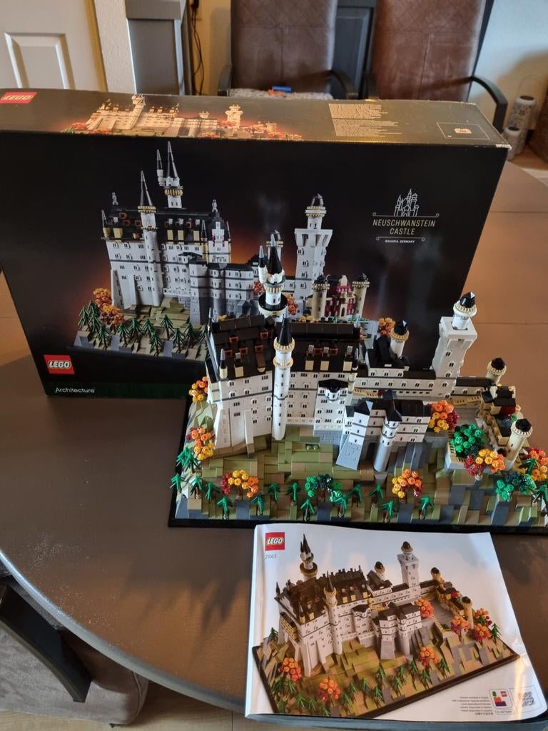 Architectuur Neuschwanstein Castle. 18+(21063)3455 stuks., Hobby en Vrije tijd, Modelbouw | Overige, Ophalen of Verzenden, Groter dan 1:32