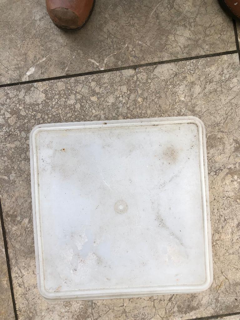 Tupperware doos met deksel, Huis en Inrichting, Keuken | Tupperware, Ophalen, Zo goed als nieuw, Bus of Trommel