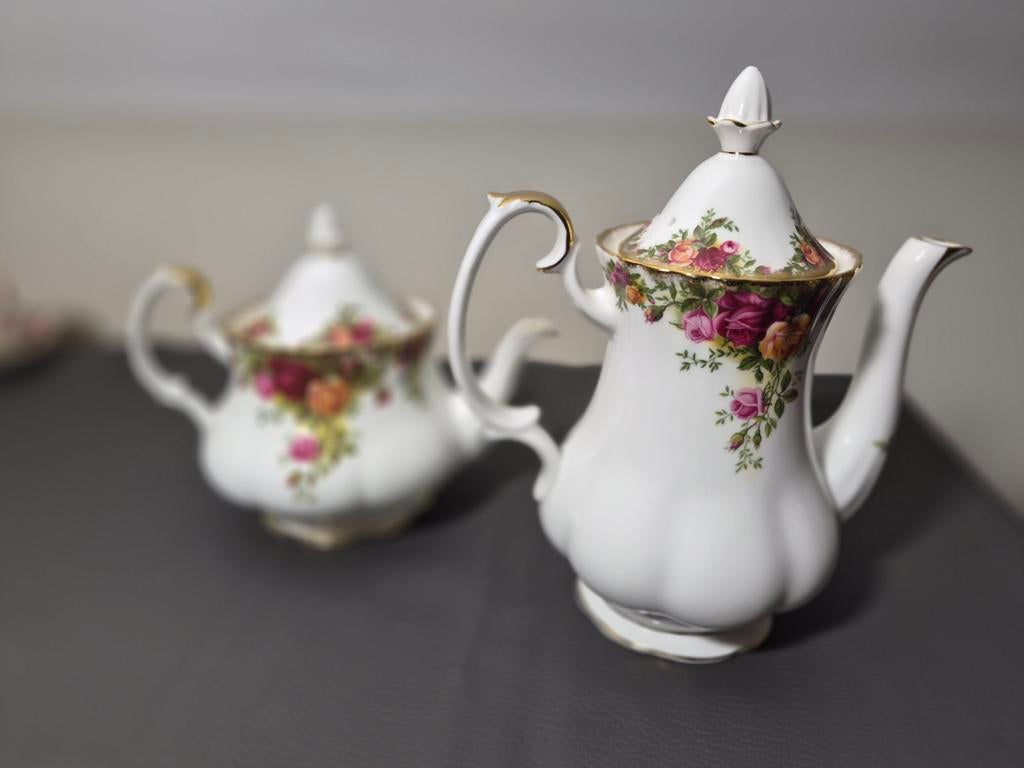 Royal Albert Old Country Roses Koffie/Theepot - 800 ml, Ophalen of Verzenden