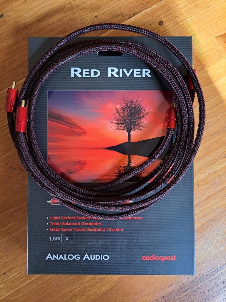 Audioquest Red River RCA to RCA 1,5m, Ophalen of Verzenden, Zo goed als nieuw, Minder dan 2 meter, Interlink-kabel