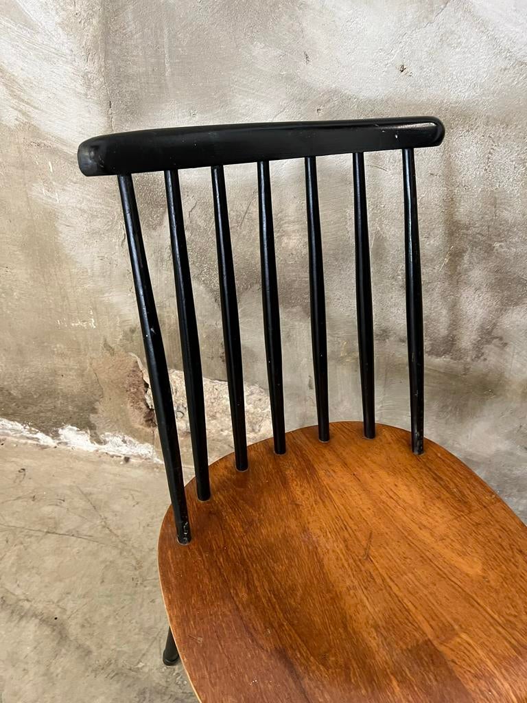 Vintage stoel naar Pastoe / Tapiovaara, Huis en Inrichting, Stoelen, Ophalen, Gebruikt, Nvt, Eén