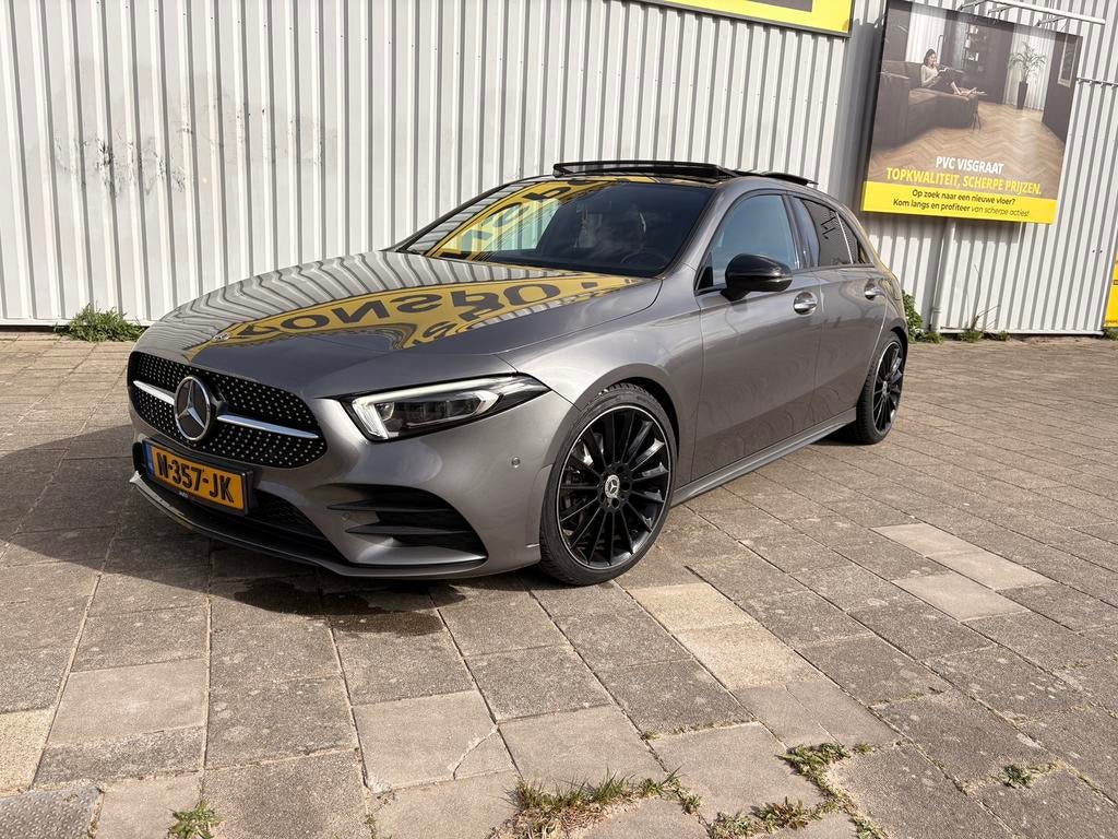 Mercedes-Benz A-Klasse A180 AMG line 136pk 7G-DCT 2020 Grijs, Auto's, Mercedes-Benz, 136 pk, 4 cilinders, 1332 cc, A-Klasse