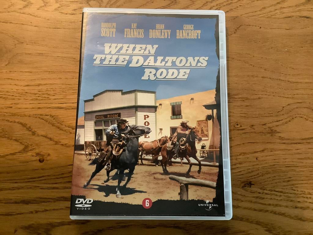 10). When the Daltons Rode - Western DVD, Vanaf 6 jaar, Ophalen of Verzenden, Gebruikt