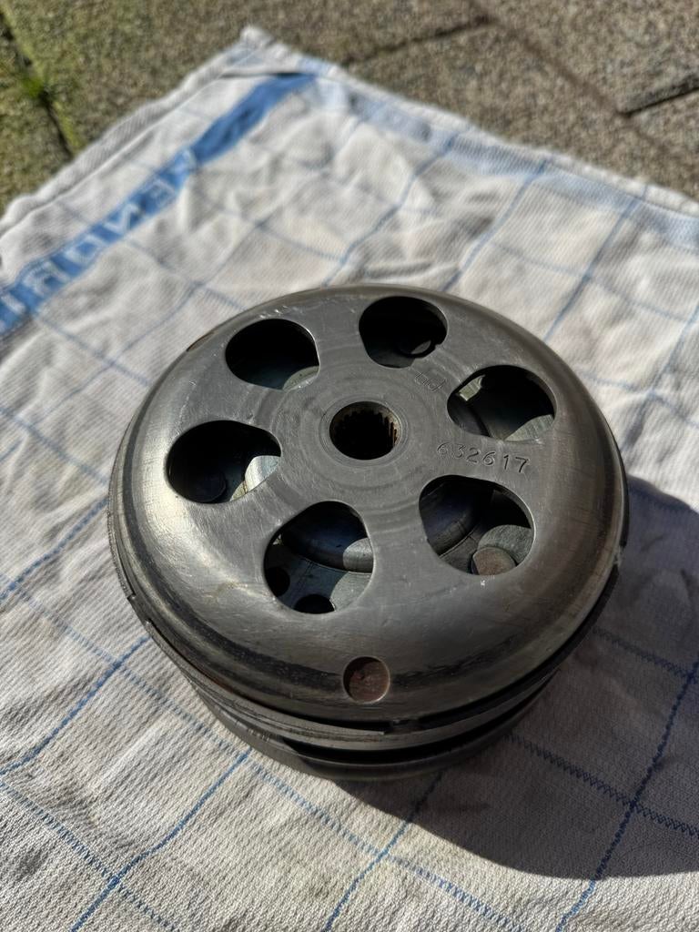 Origineel Piaggio 180cc poulie en koppeling, Ophalen, Gebruikt, Overige typen, Piaggio