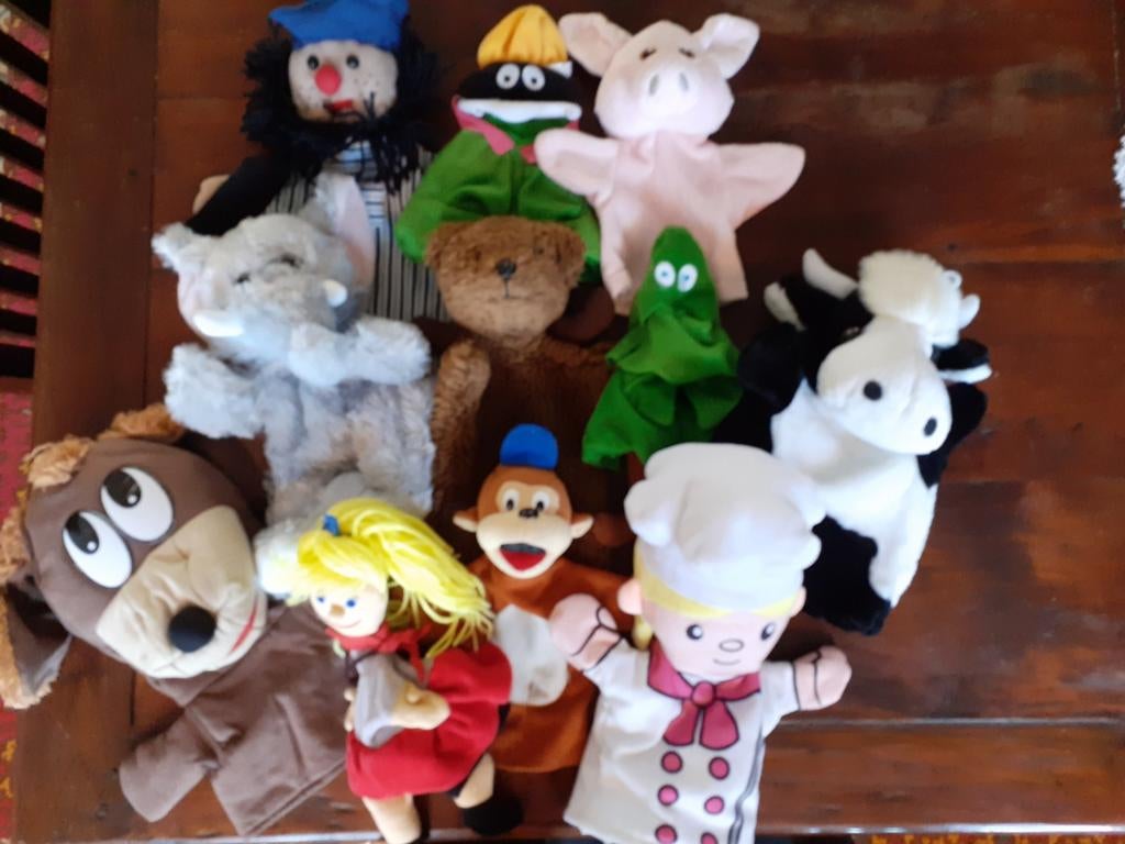 Zachte handpoppen poppenkastpoppen ( B ), Verzamelen, Poppen, Zo goed als nieuw, Pop, Ophalen of Verzenden