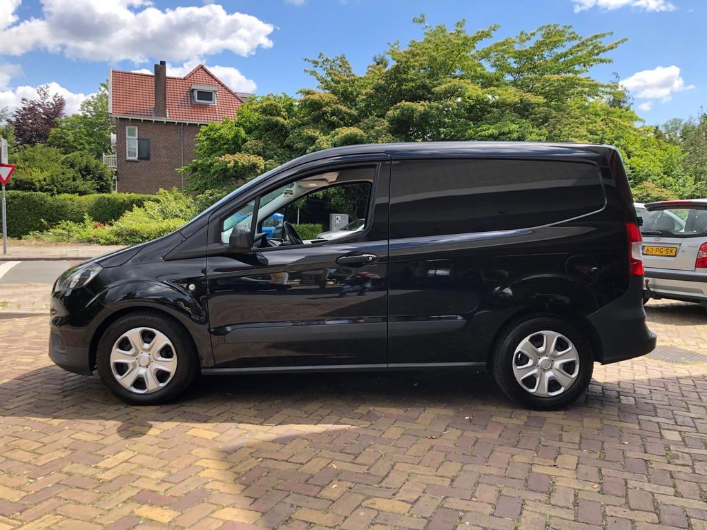 Ford Transit Courier 1.5 TDCI Trend Duratorq S&S, Voorwielaandrijving, 1258 kg, Gebruikt, Euro 6
