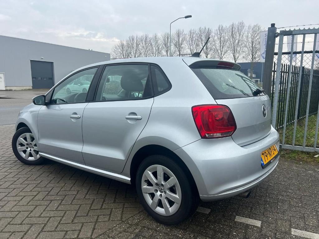 Volkswagen Polo 1.6 TDI DSG Cruise Airco Navi N.A.P, Zwart, Leder en Stof, Origineel Nederlands, Diesel