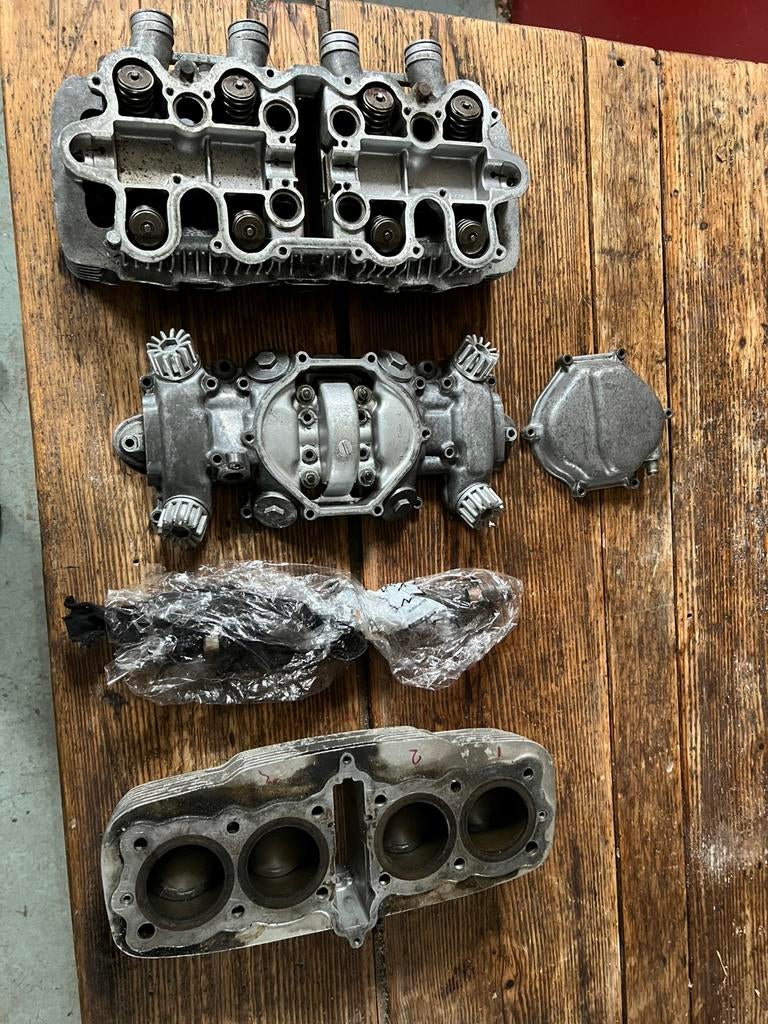 Motorblok Honda CB 550, Ophalen