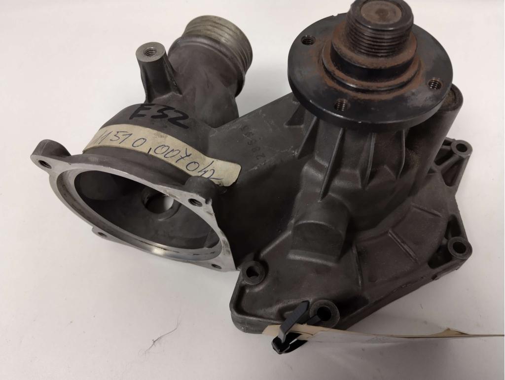 BMW V8 530 ,540 ,730 .740 E32 E34 Waterpomp 115100007042, Niet ingevuld, Niet ingevuld, Nieuw, Ophalen of Verzenden