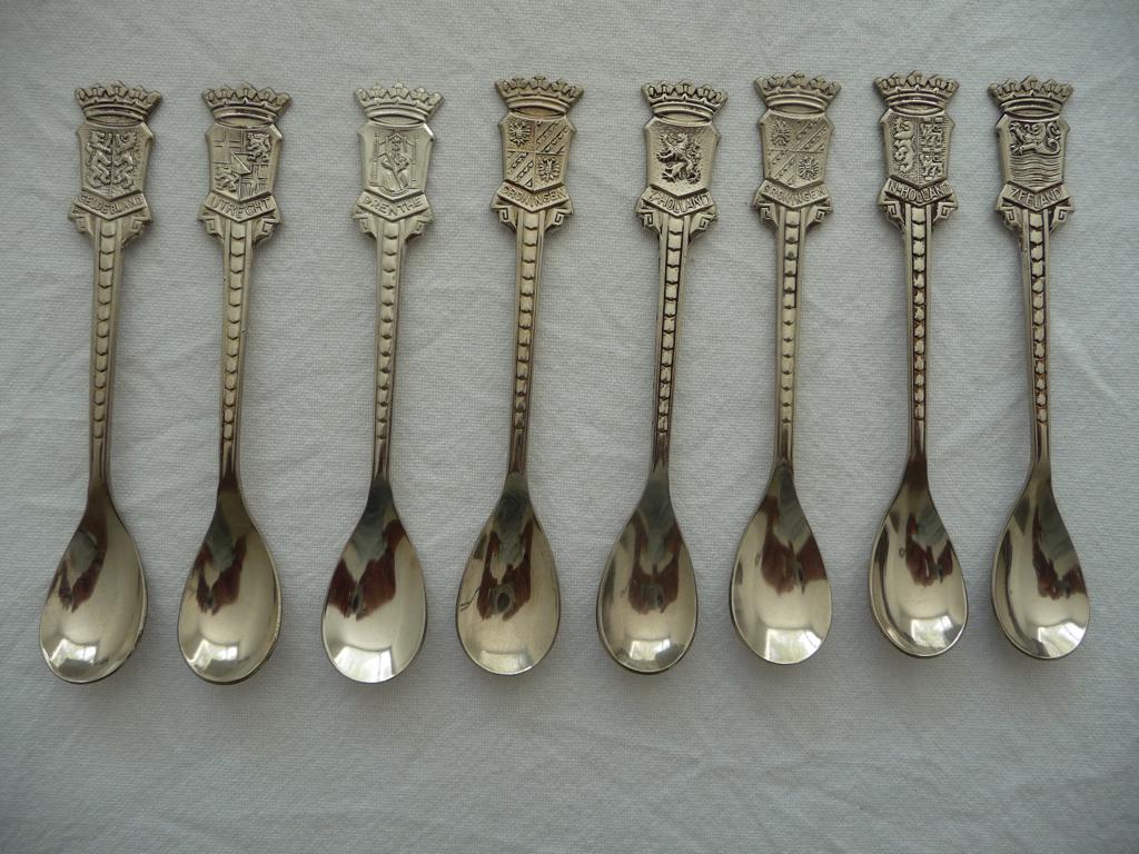 8 LEPELTJES van Provincies Nederland, Ophalen of Verzenden