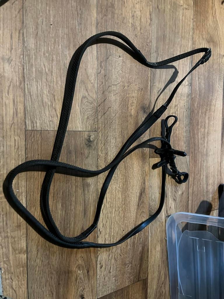 Zwarte rubber teugel maat full, Ophalen of Verzenden, Gebruikt, Overige soorten