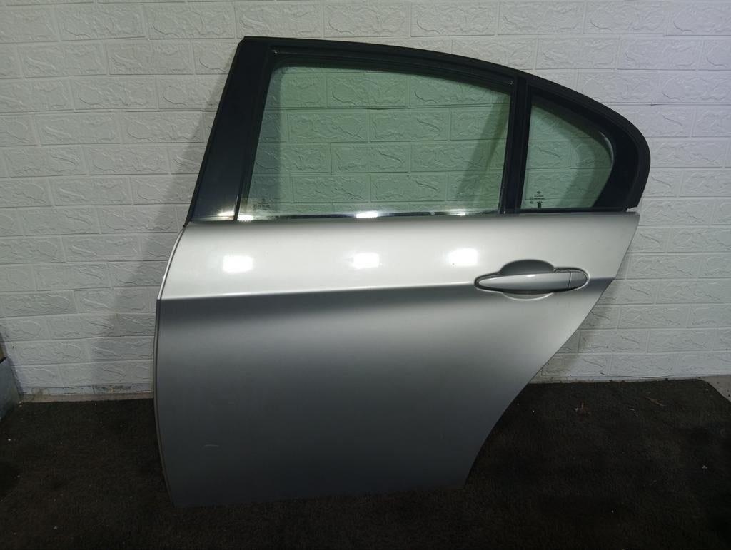 BMW E90 Sedan Deur Links Achter Portier Titansilber Conpleet, Ophalen, Achter, BMW, Deur