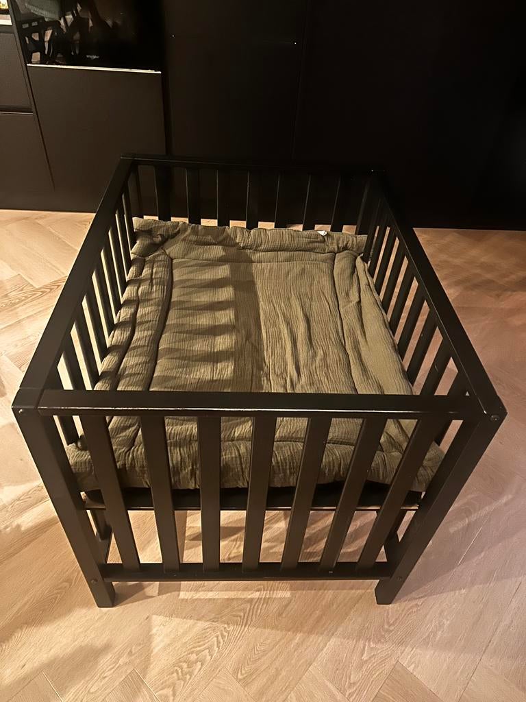 Aangeboden Box met matras gratis, Ophalen of Verzenden, Zo goed als nieuw