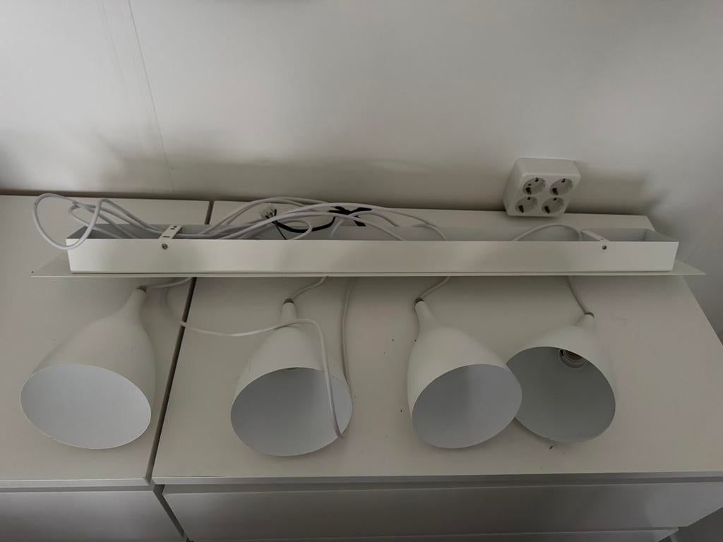 Lamp wit van de heg, Wit, Zo goed als nieuw, Minder dan 100 cm, 25 tot 50 cm