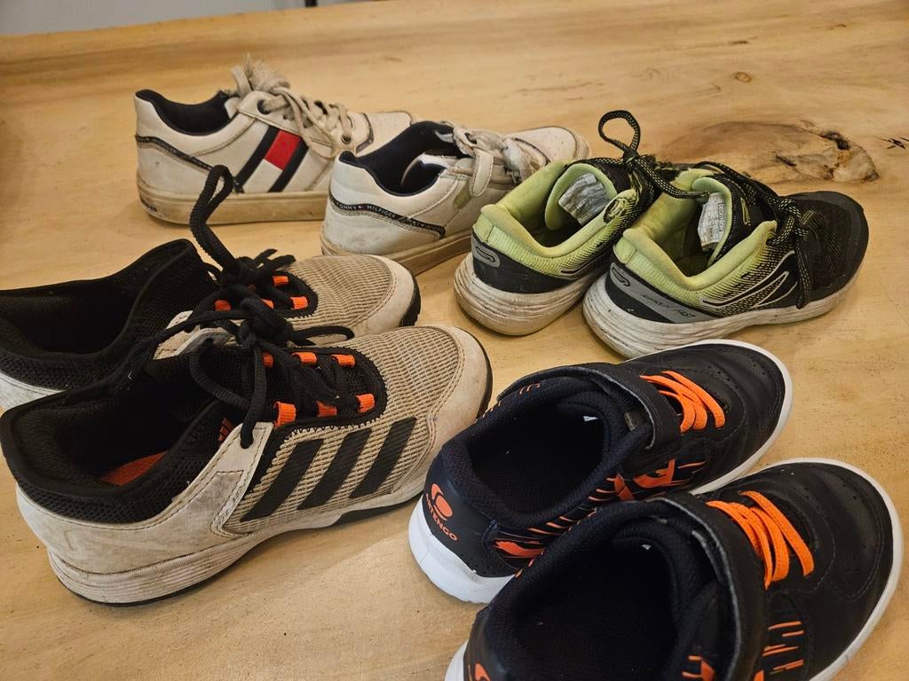 4 paar kinderschoenen, Gebruikt, Schoenen, Ophalen of Verzenden, Jongen