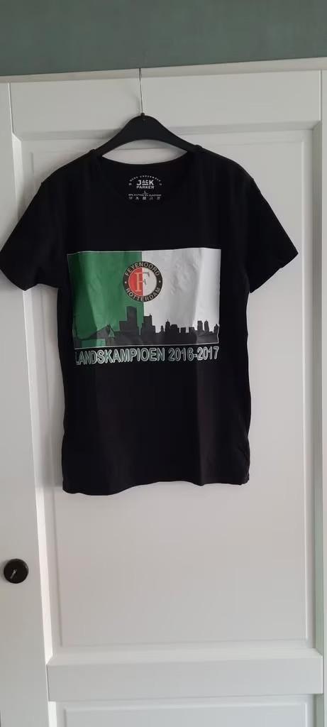 Feyenoord T shirt plus tasje, Ophalen of Verzenden, Gebruikt, Buitenlandse clubs, Shirt