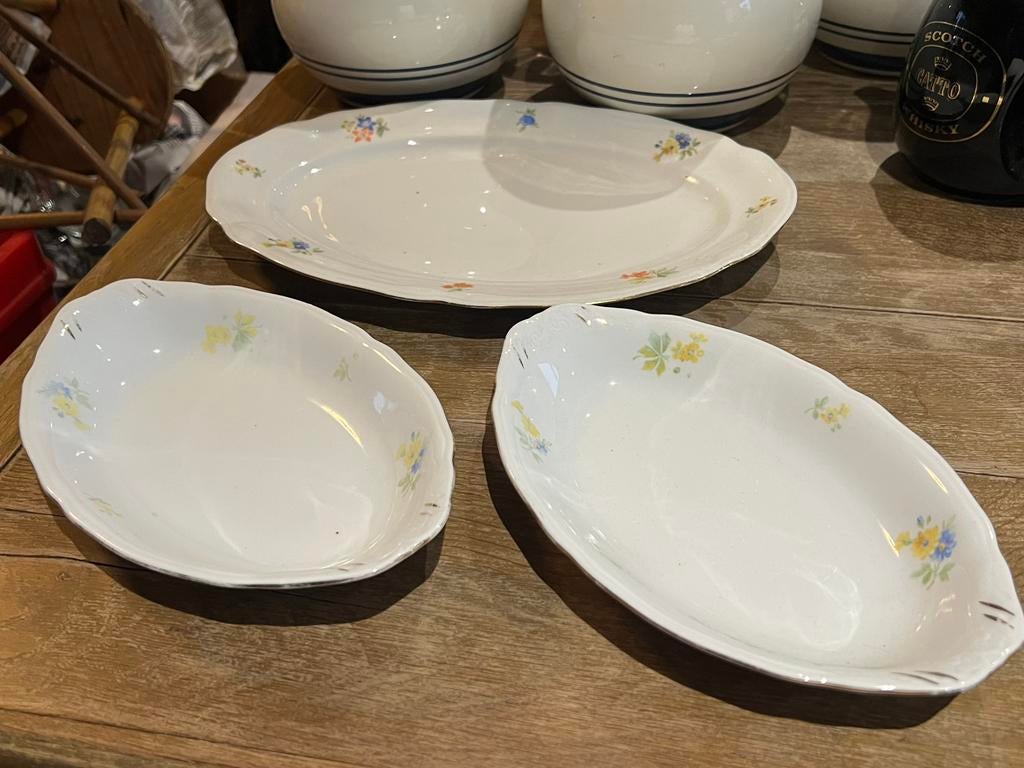 3 tal oude schalen uit servies, Antiek en Kunst, Ophalen