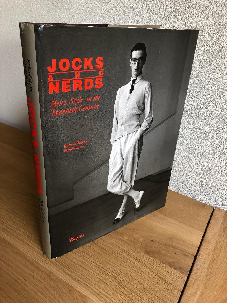 Jock and Nerds door o.a. Richard Martin 1e druk 1989., Boeken, Ophalen of Verzenden, Zo goed als nieuw, Mode algemeen, O.a. Richard Martin