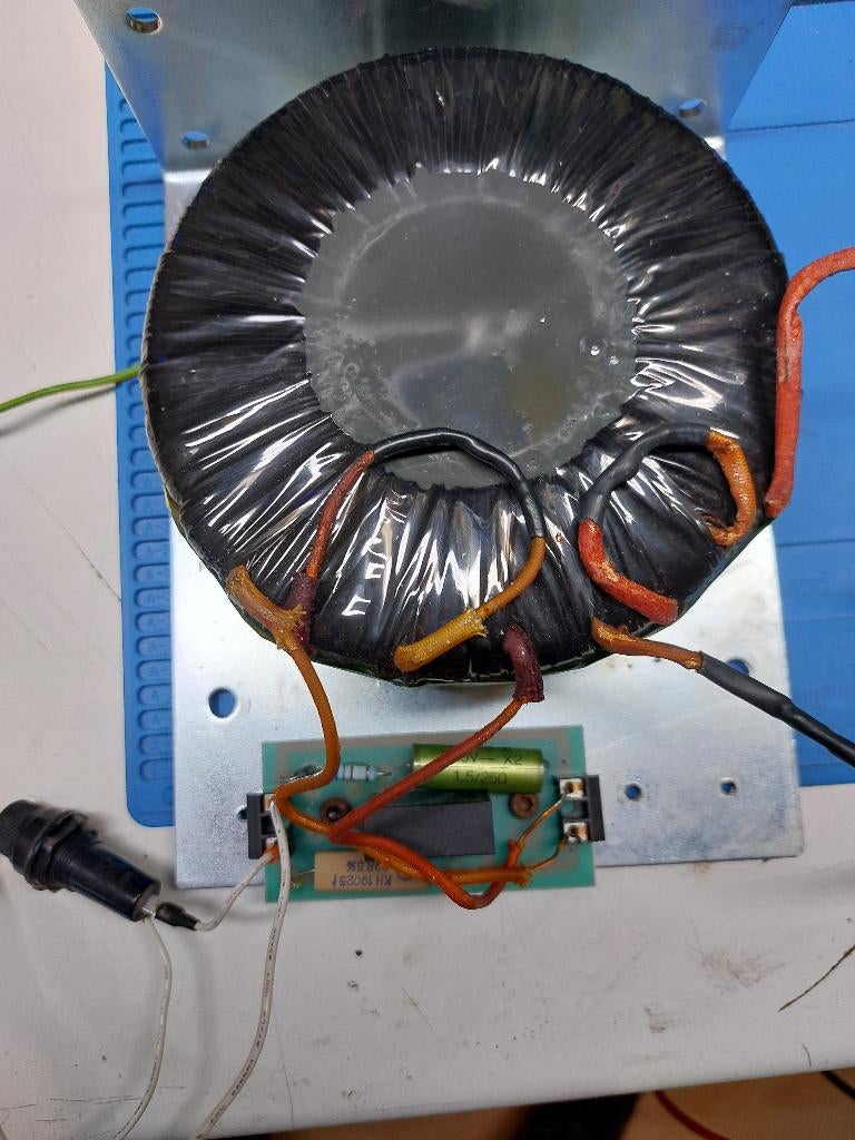 Ringkern trafo 230 /110 volt, Hobby en Vrije tijd, Elektronica-componenten, Ophalen of Verzenden, Gebruikt
