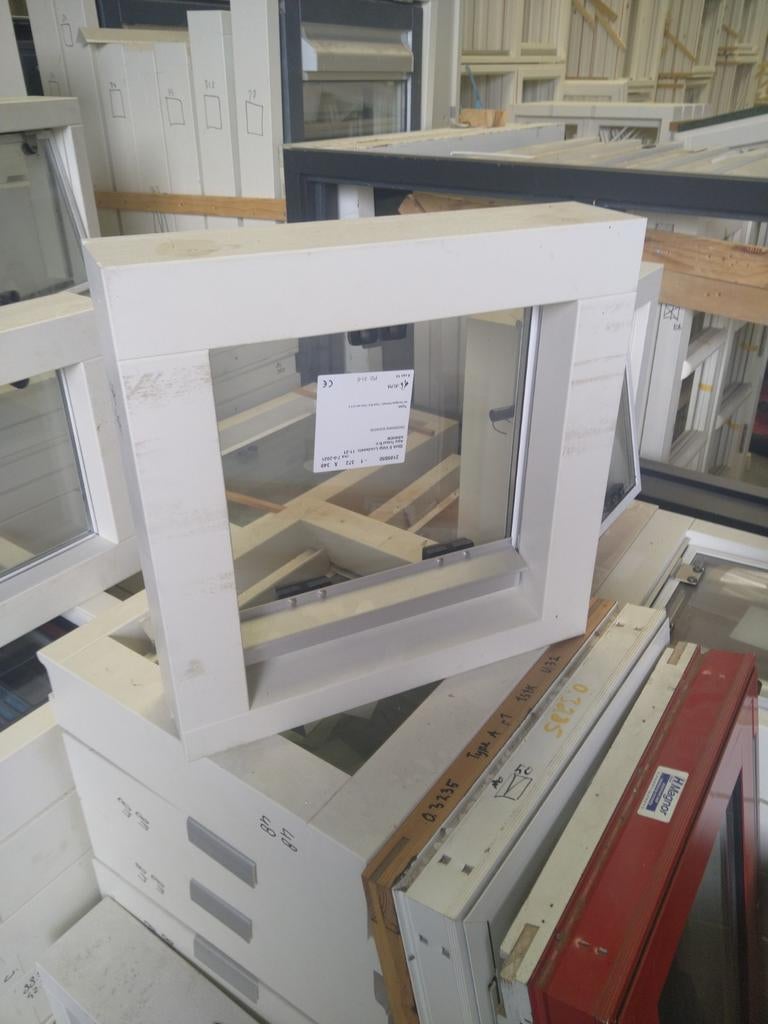 Wc raamkozijntje valraam, Ophalen, Gevelraam of Ruit, Minder dan 80 cm, Nieuw